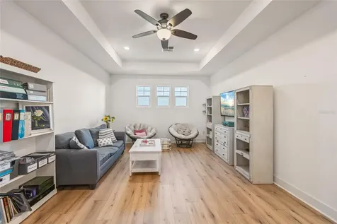 1025 Seagrape Drive Ruskin FL 33570