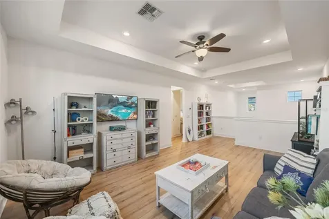 1025 Seagrape Drive Ruskin FL 33570