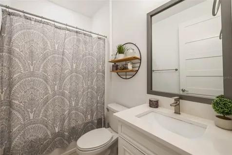 1025 Seagrape Drive Ruskin FL 33570