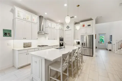 1025 Seagrape Drive Ruskin FL 33570