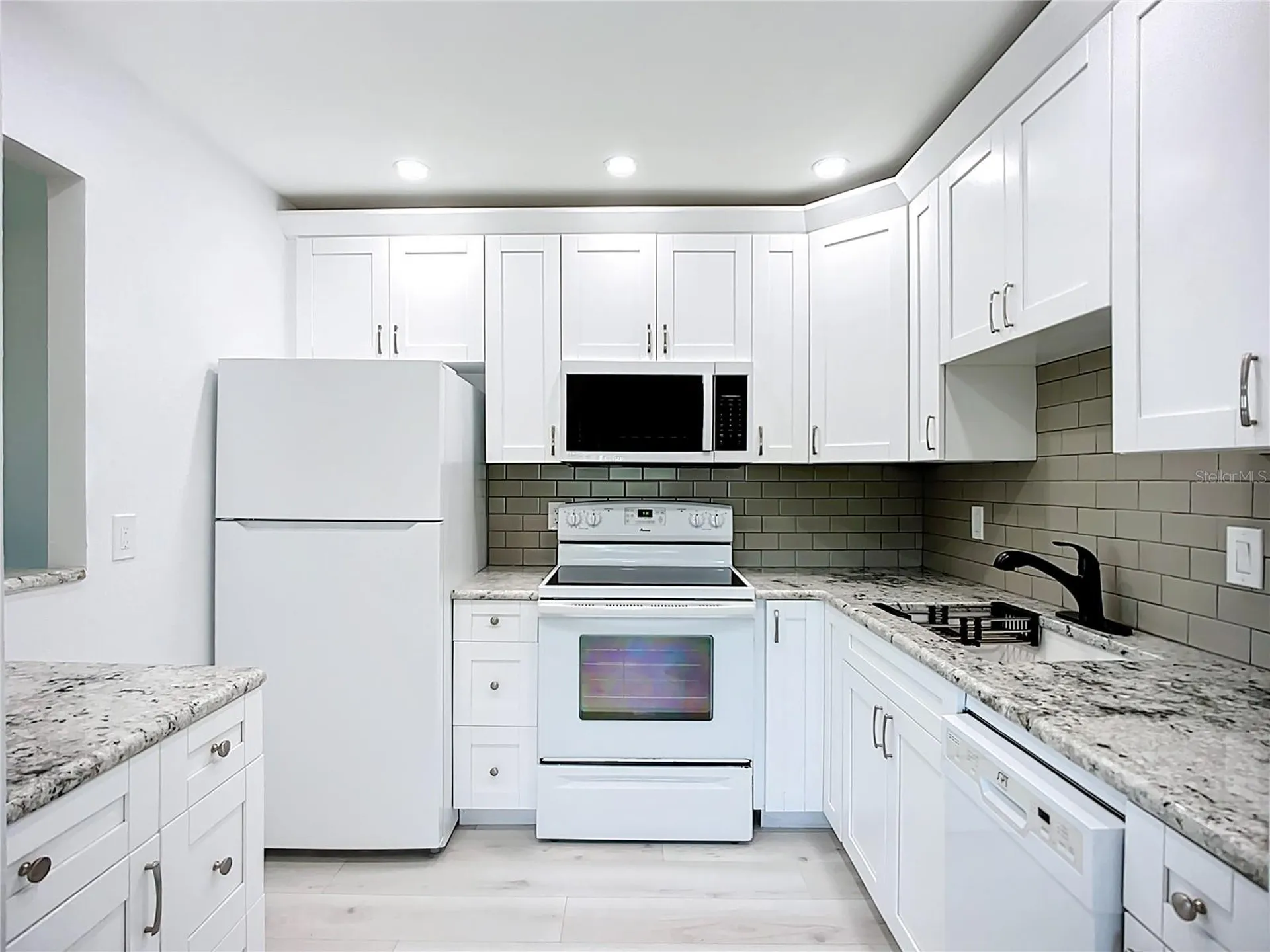 1811 Bedford Lane Sun City Center FL 33573