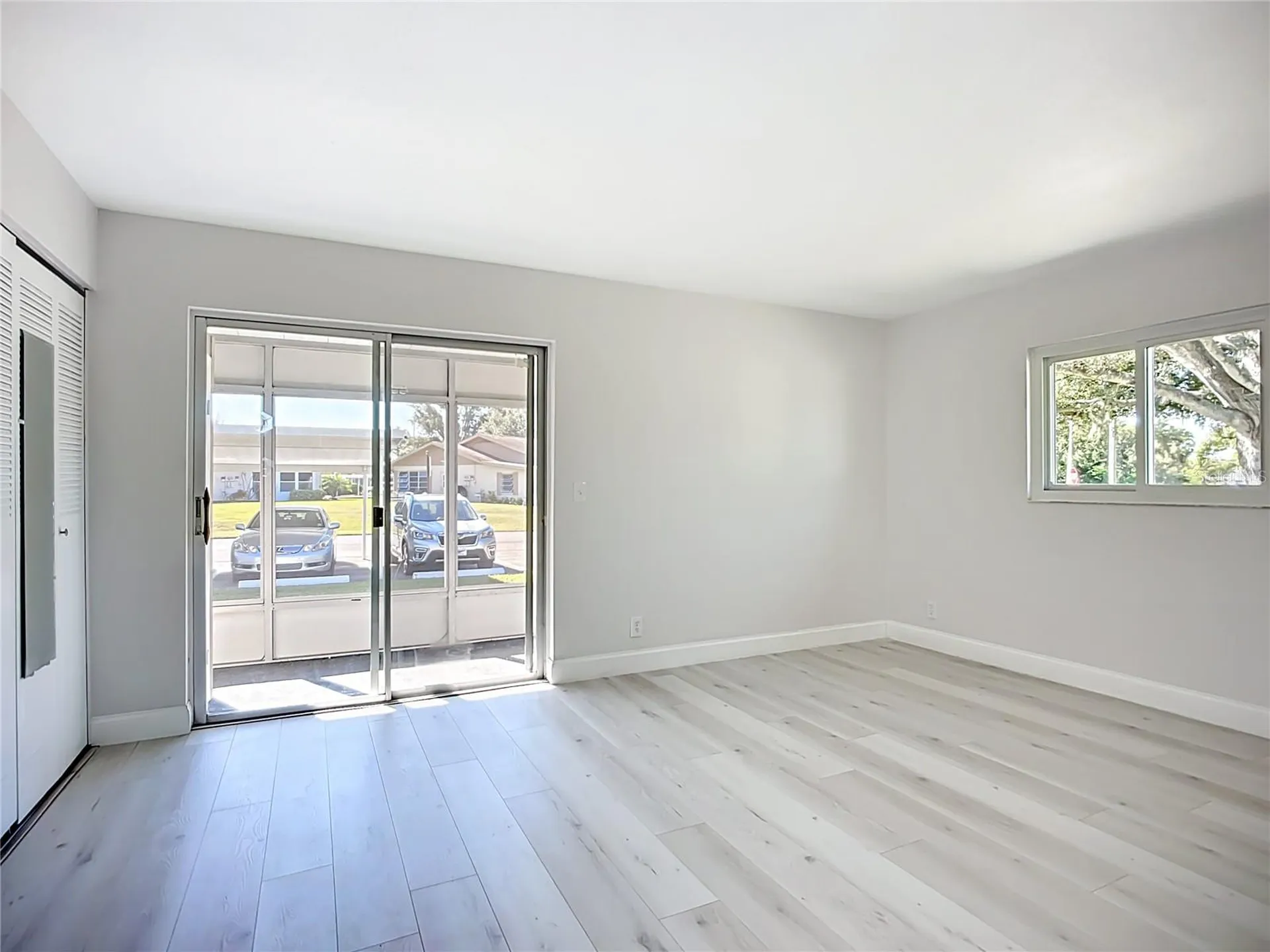 1811 Bedford Lane Sun City Center FL 33573