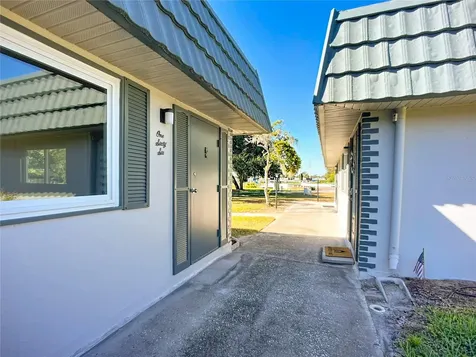 1811 Bedford Lane Sun City Center FL 33573