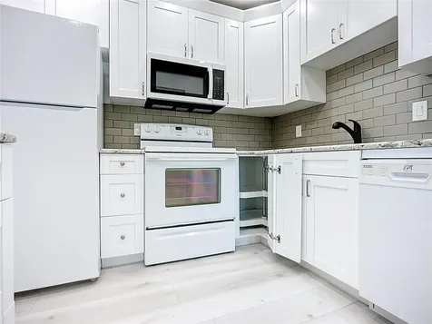 1811 Bedford Lane Sun City Center FL 33573