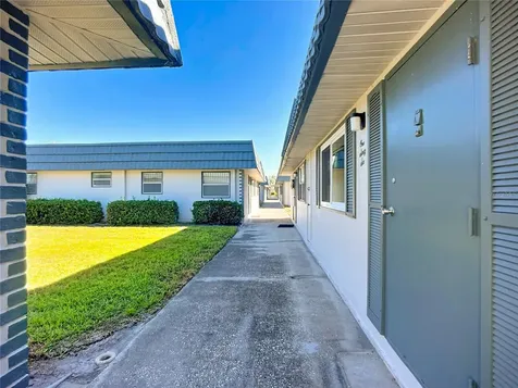 1811 Bedford Lane Sun City Center FL 33573