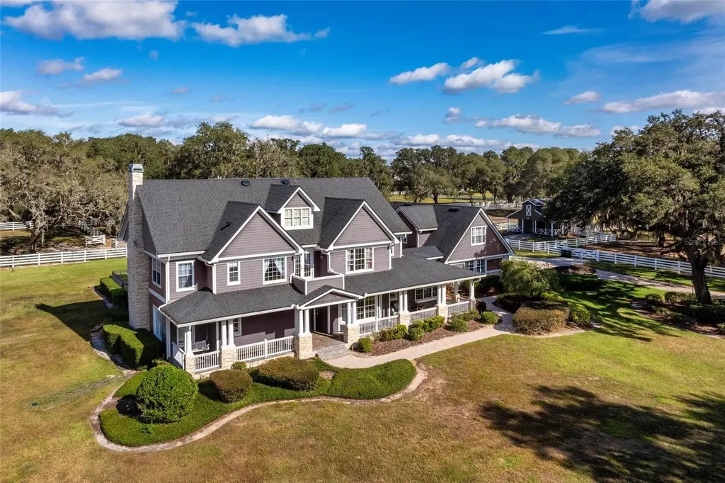 209 Kentucky Blue Circle Apopka FL 32712