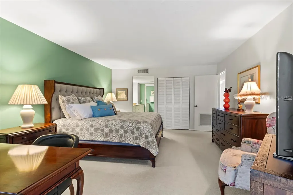 8735 Midnight Pass Road Sarasota FL 34242