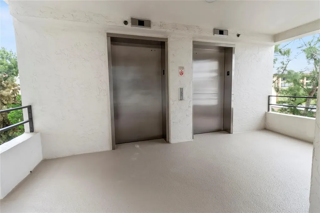 8735 Midnight Pass Road Sarasota FL 34242