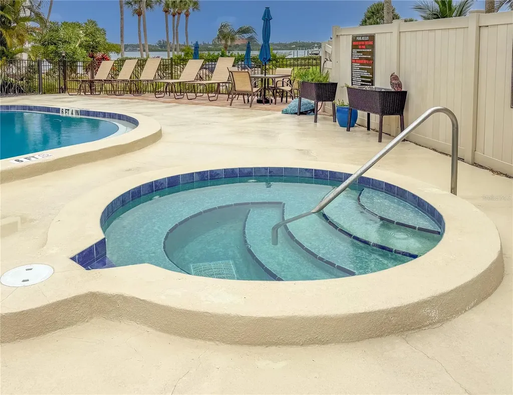 8735 Midnight Pass Road Sarasota FL 34242