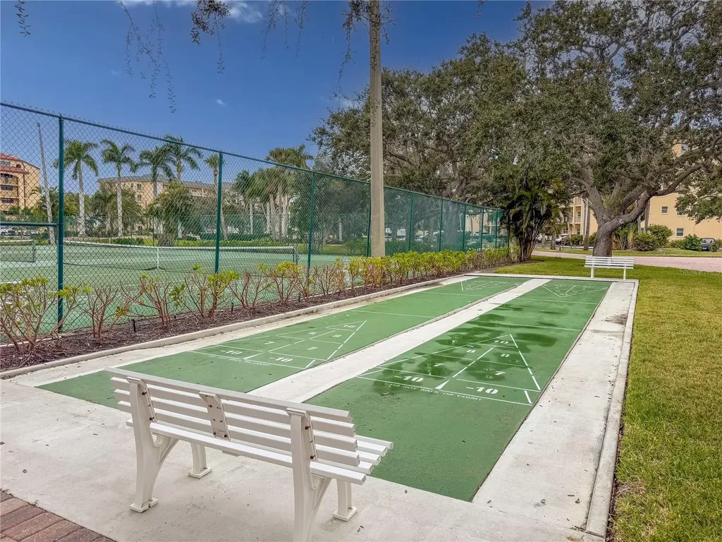 8735 Midnight Pass Road Sarasota FL 34242