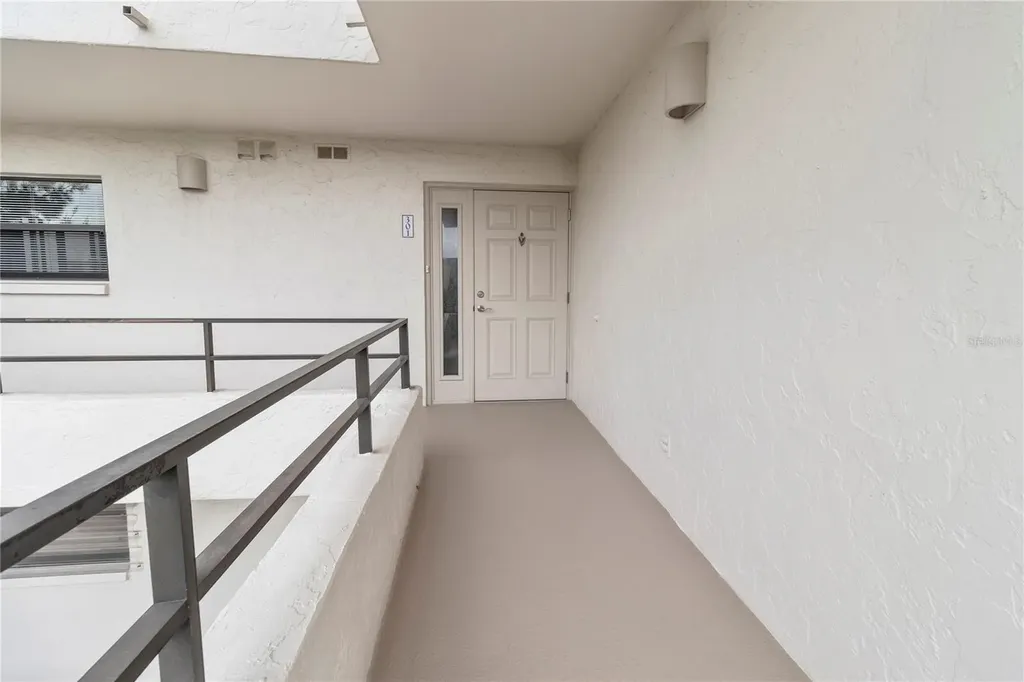 8735 Midnight Pass Road Sarasota FL 34242