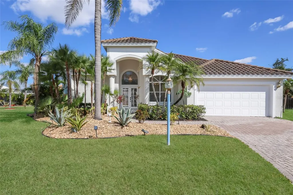 7111 41st Lane E Sarasota FL 34243