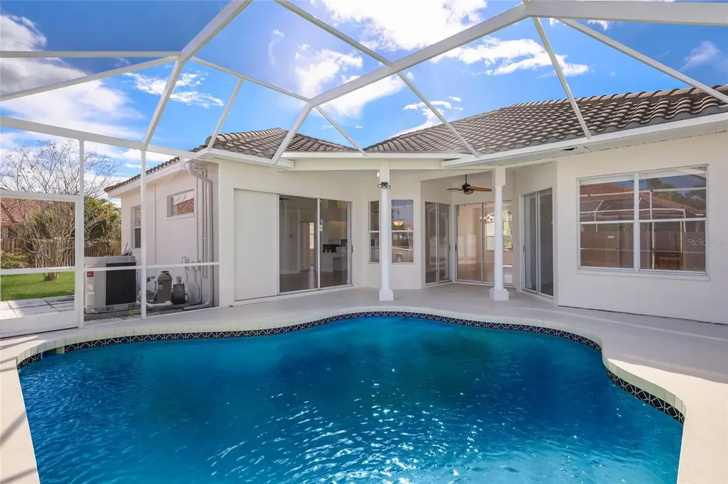 7111 41st Lane E Sarasota FL 34243