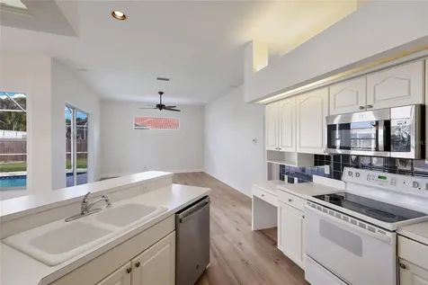 7111 41st Lane E Sarasota FL 34243