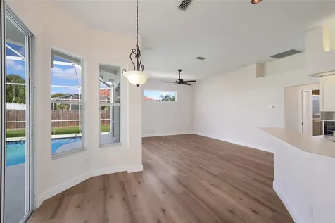 7111 41st Lane E Sarasota FL 34243