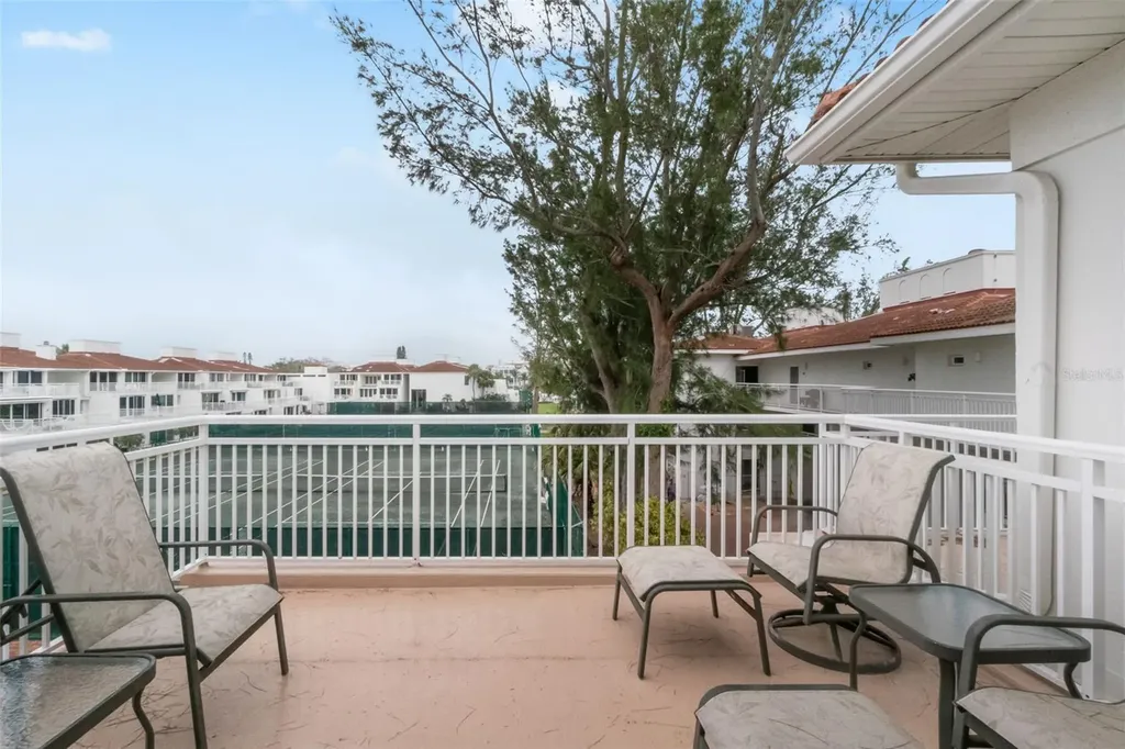 5055 Gulf Of Mexico Drive Longboat Key FL 34228