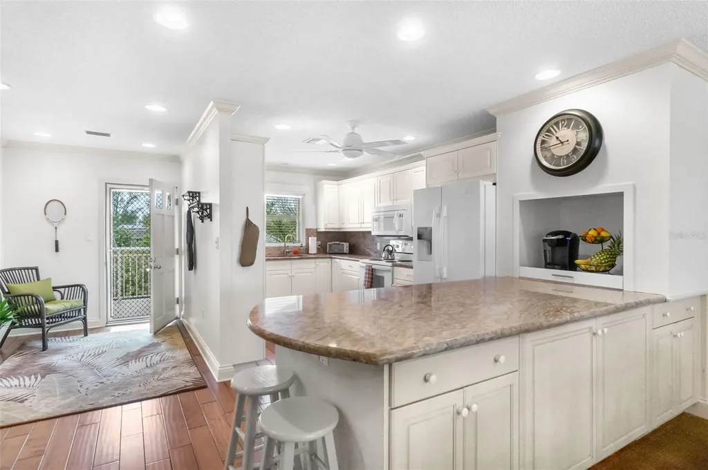 5055 Gulf Of Mexico Drive Longboat Key FL 34228