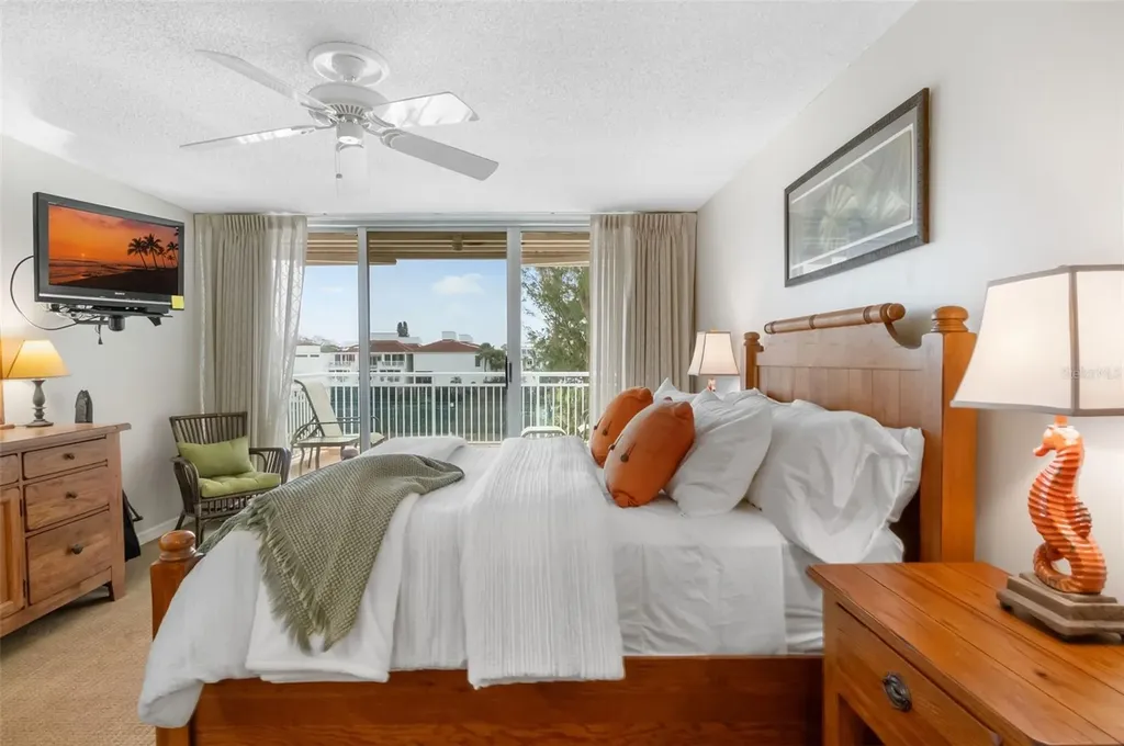 5055 Gulf Of Mexico Drive Longboat Key FL 34228