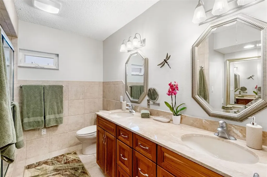 5055 Gulf Of Mexico Drive Longboat Key FL 34228