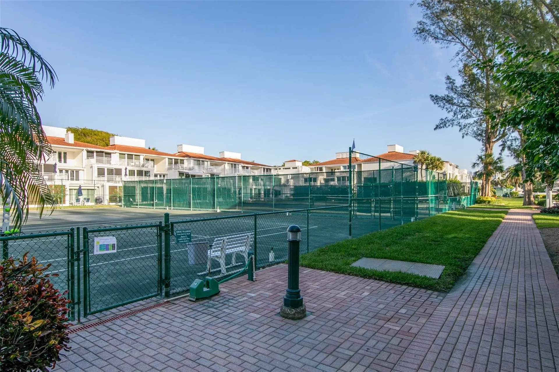 5055 Gulf Of Mexico Drive Longboat Key FL 34228