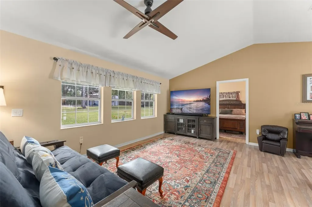 22126 Quale Grove Road Eustis FL 32736