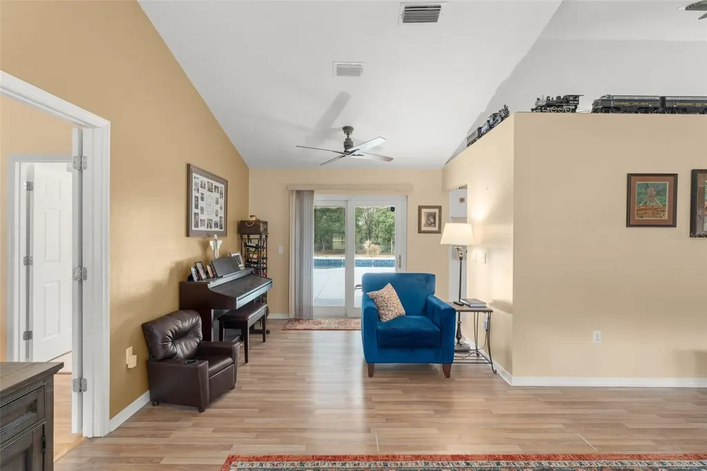 22126 Quale Grove Road Eustis FL 32736