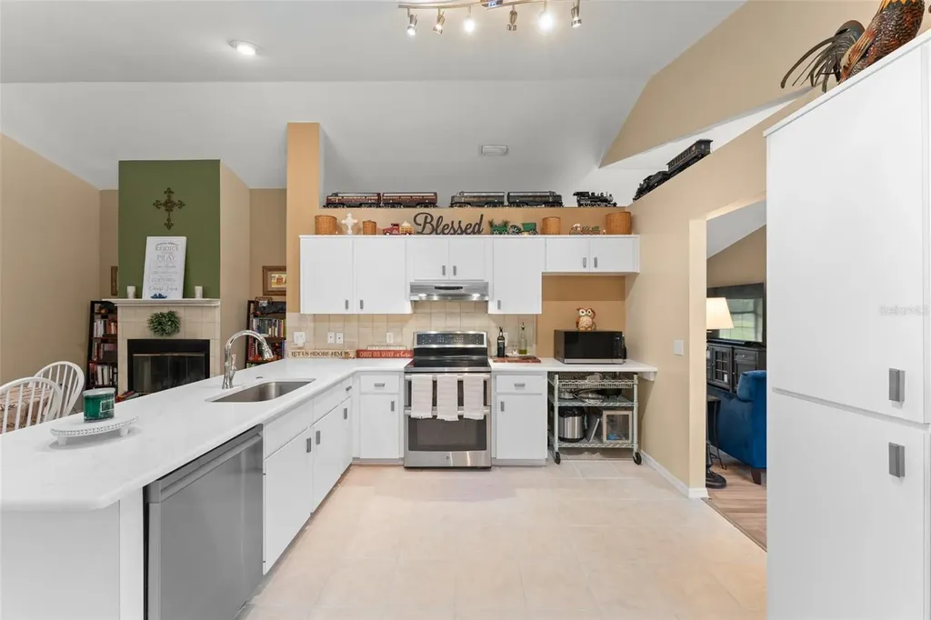 22126 Quale Grove Road Eustis FL 32736