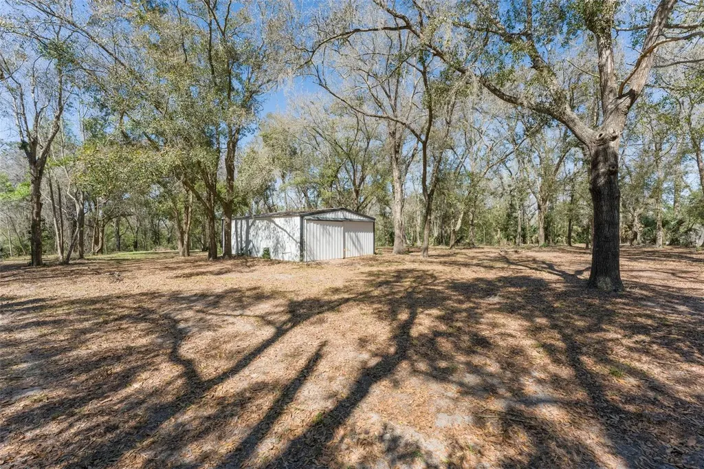 22126 Quale Grove Road Eustis FL 32736