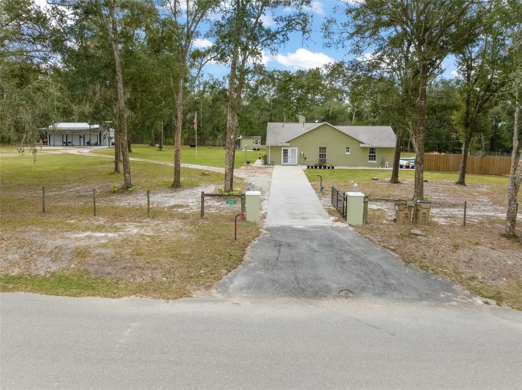 22126 Quale Grove Road Eustis FL 32736
