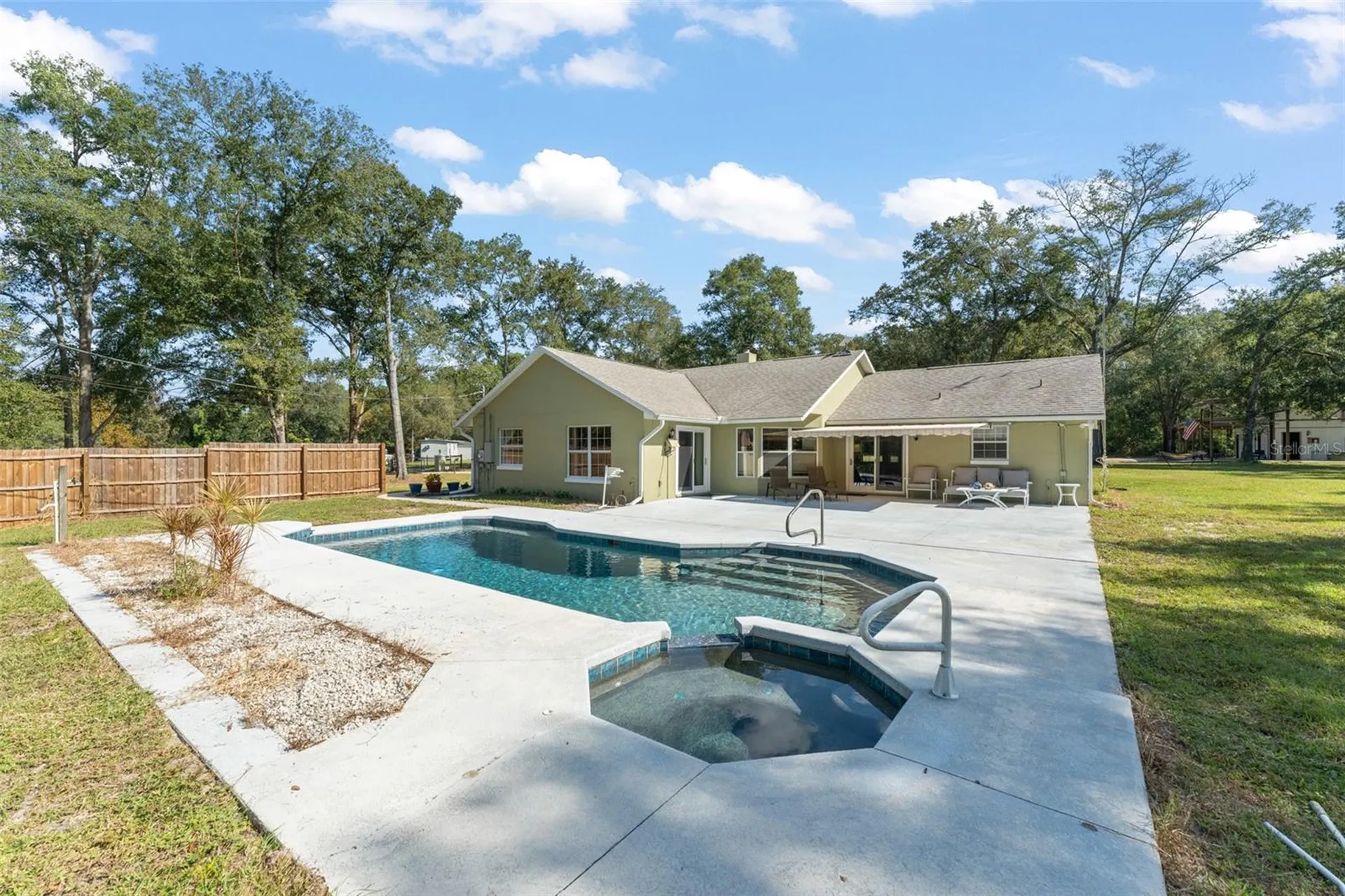 22126 Quale Grove Road Eustis FL 32736