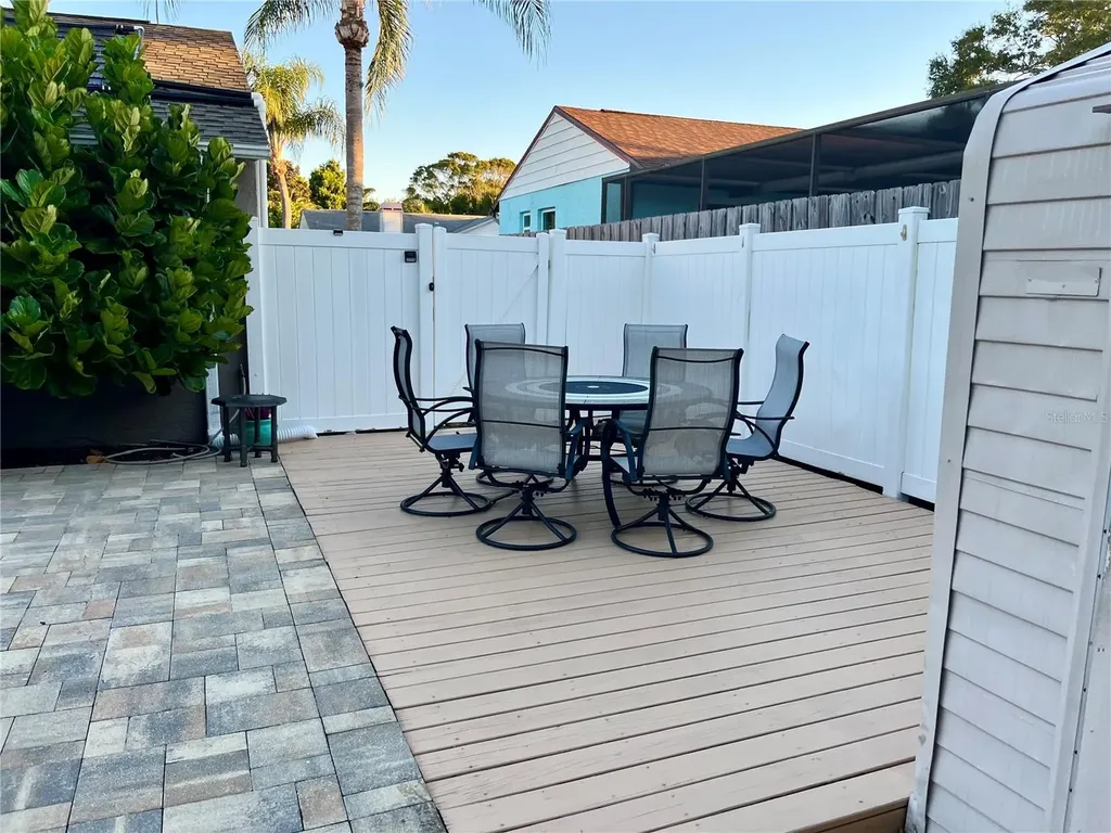 802 Woodhill Court Palm Harbor FL 34683