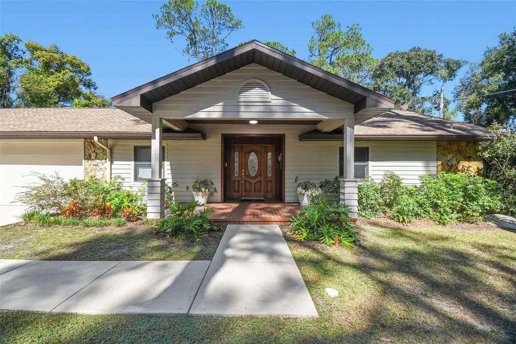 8011 N Mobley Road Odessa FL 33556