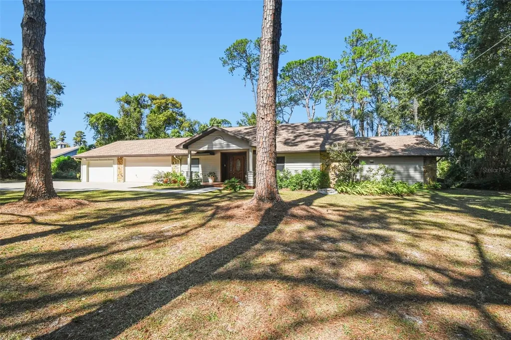 8011 N Mobley Road Odessa FL 33556