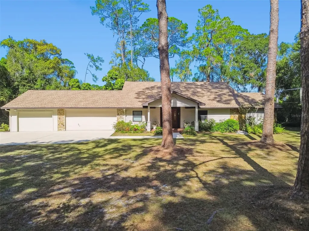 8011 N Mobley Road Odessa FL 33556