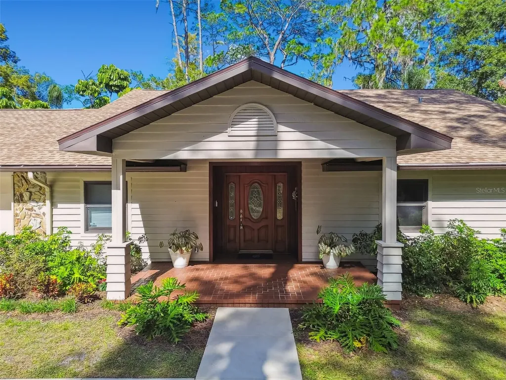 8011 N Mobley Road Odessa FL 33556