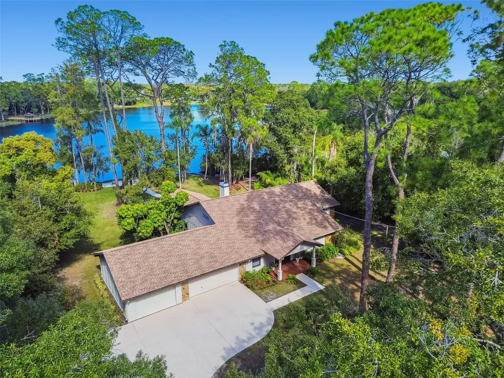 8011 N Mobley Road Odessa FL 33556