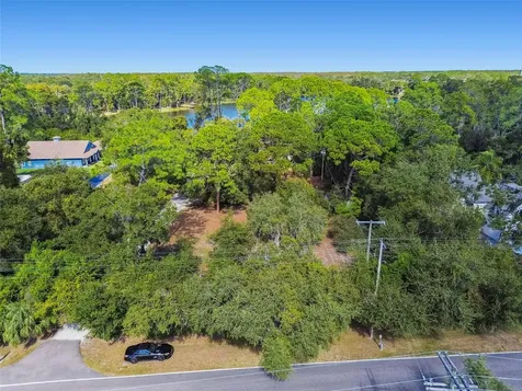 8011 N Mobley Road Odessa FL 33556