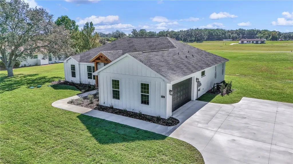 1916 NW 80th Street Ocala FL 34475