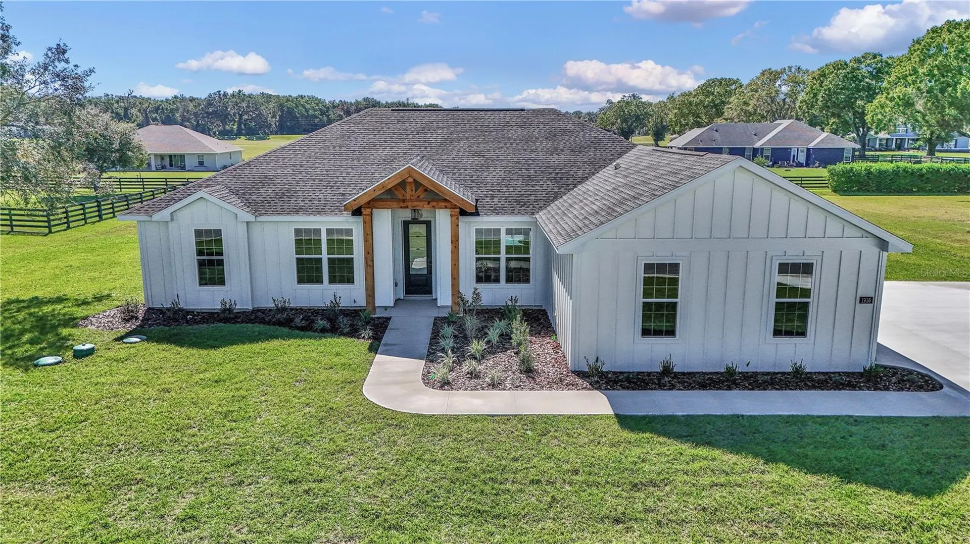 1916 NW 80th Street Ocala FL 34475