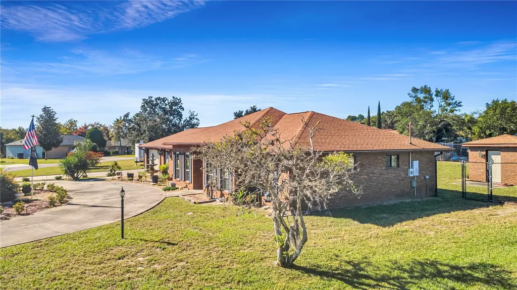 1694 Bismarck Drive Deltona FL 32725