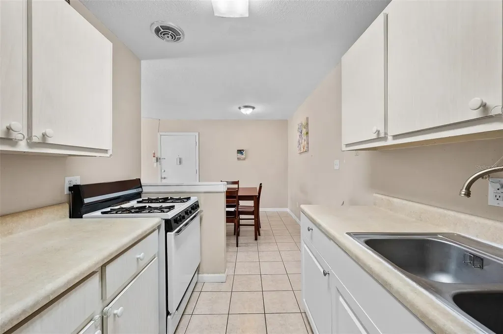 1700 SW 16th Court Gainesville FL 32608