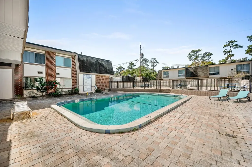 1700 SW 16th Court Gainesville FL 32608
