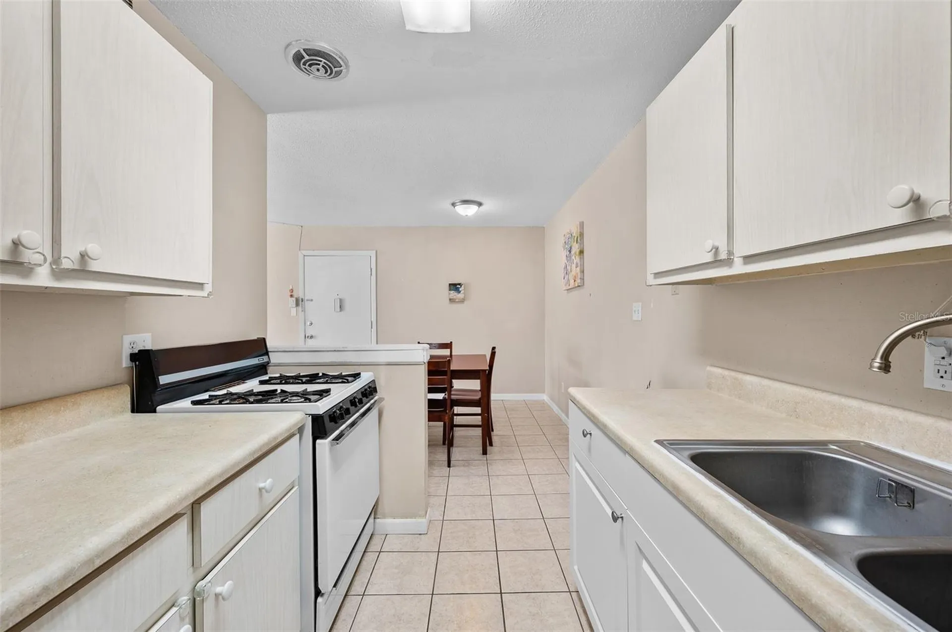 1700 SW 16th Court Gainesville FL 32608
