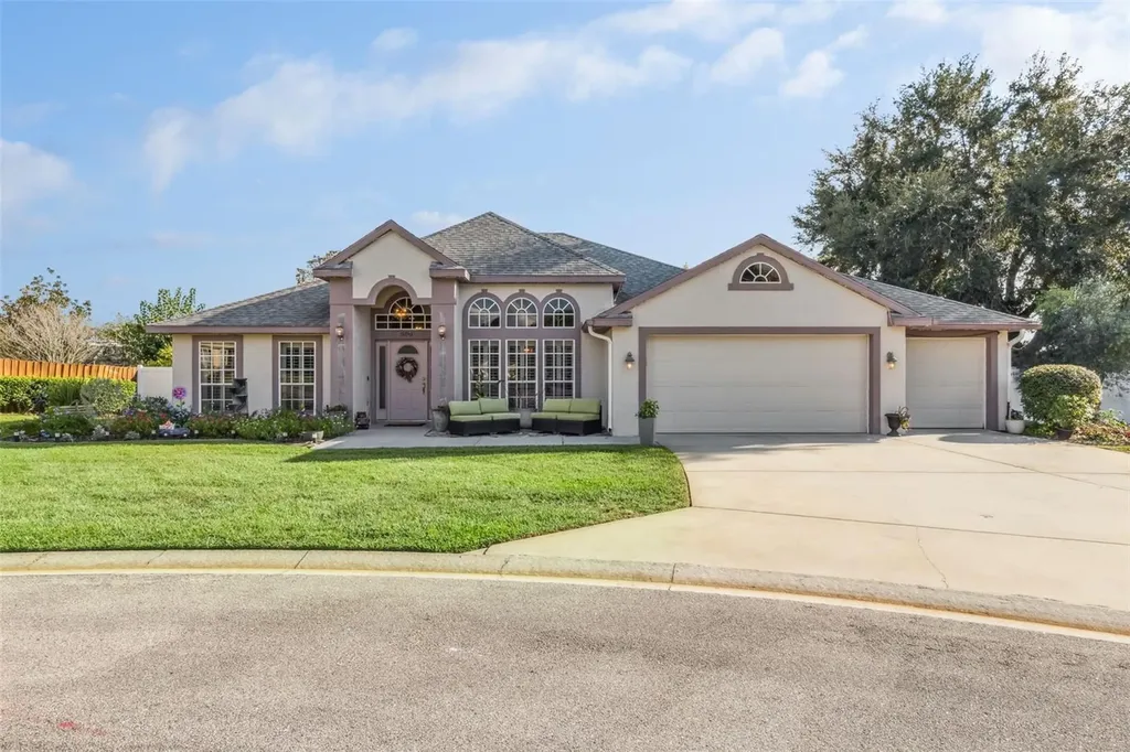 500 Blossomwood Drive Debary FL 32713