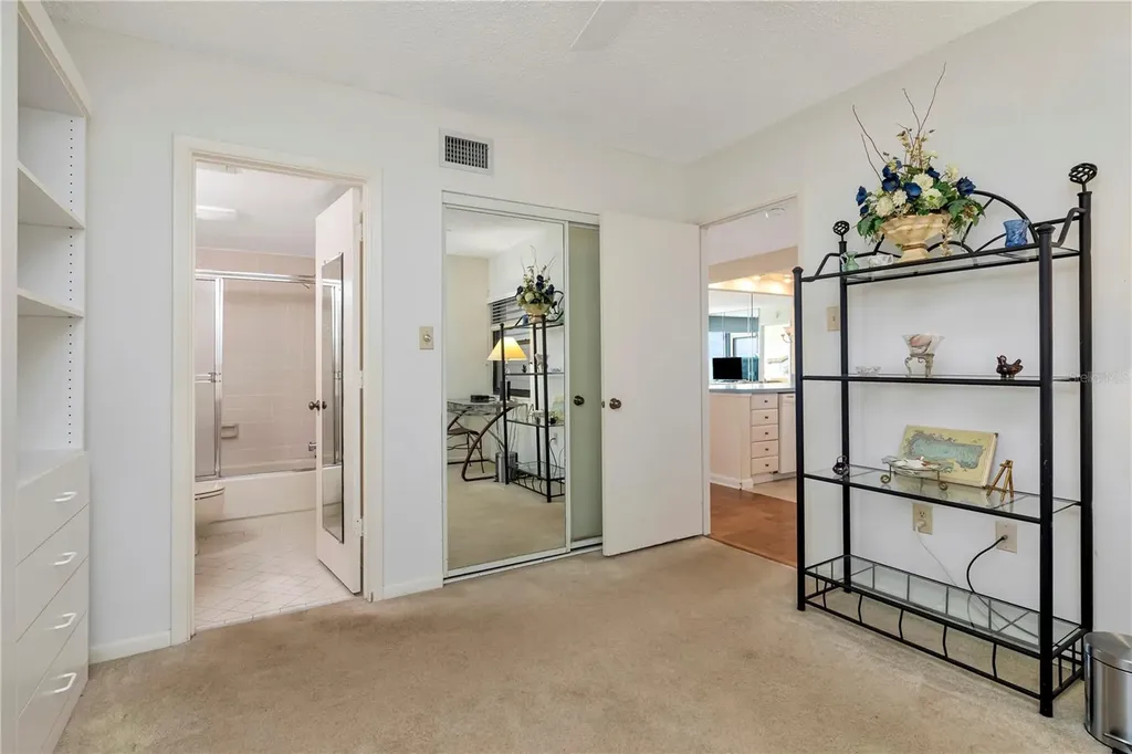 1813 Mariner Drive Tarpon Springs FL 34689