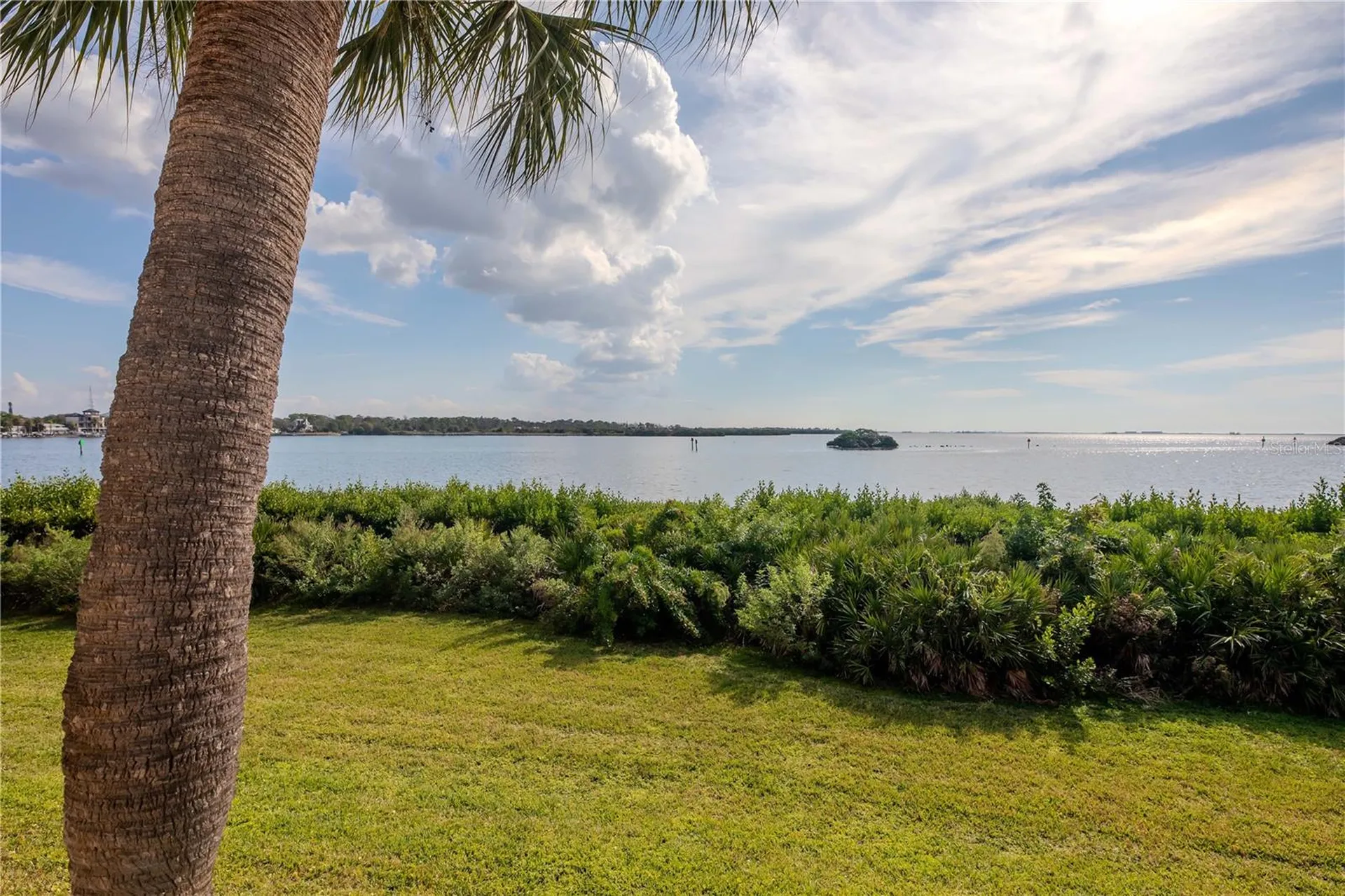 1813 Mariner Drive Tarpon Springs FL 34689