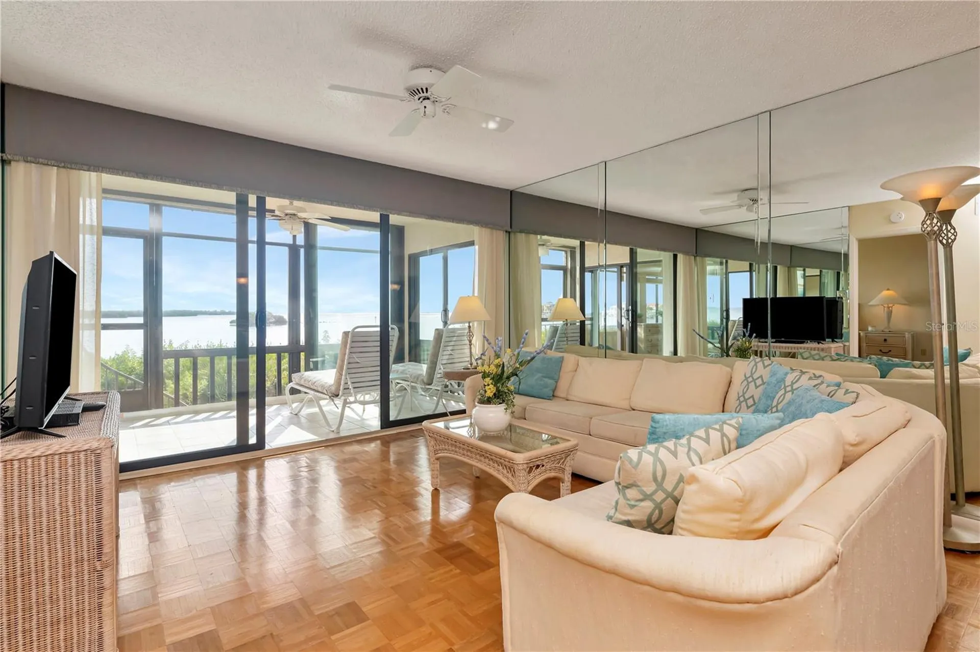 1813 Mariner Drive Tarpon Springs FL 34689