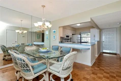 1813 Mariner Drive Tarpon Springs FL 34689
