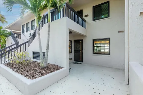 1813 Mariner Drive Tarpon Springs FL 34689