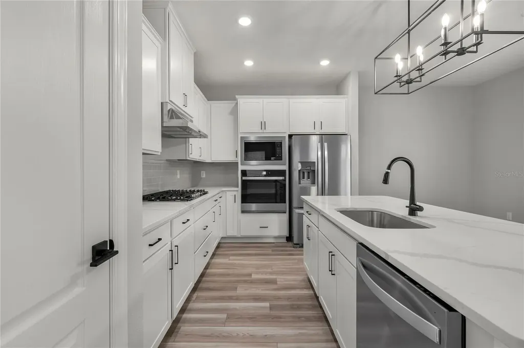 7668 Somersworth Drive Kissimmee FL 34747